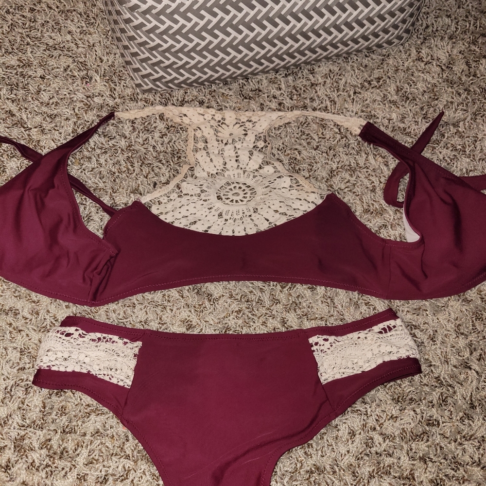 Bikini Set - Picture 2 of 2